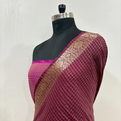 Small Check Design In Wine Color Banarasi Art Silk Saree - Image 3