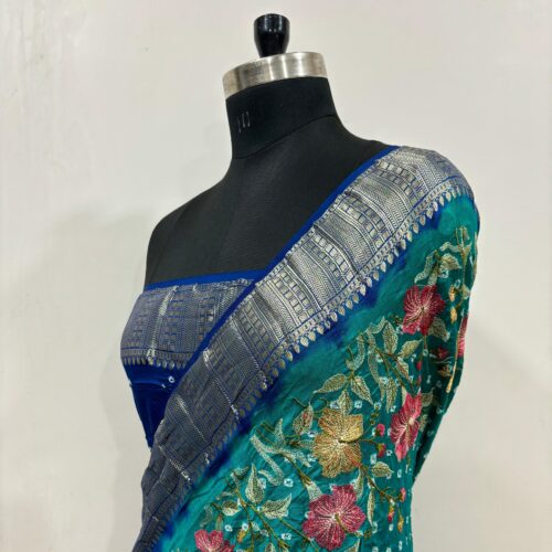 Banarasi Pure Chiniya Chunri & Embroidery Work Green & Blue Shade Saree - Image 2