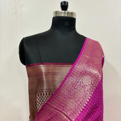 Small Check Design In Pink Color Banarasi Art Silk Saree - Image 2