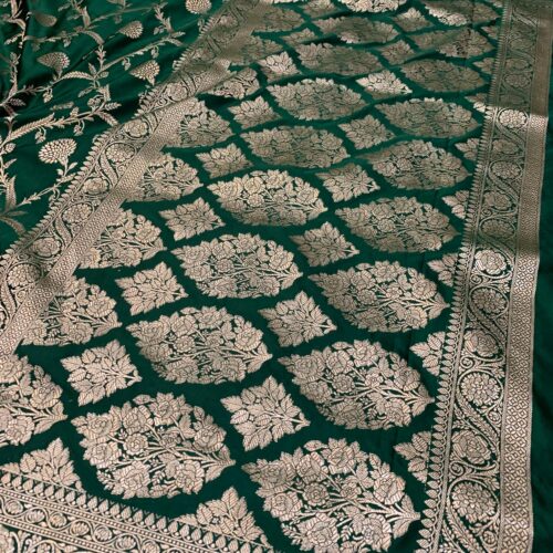 Bottle Green Shade Jaal Design Mashru Silk Saree - Image 3