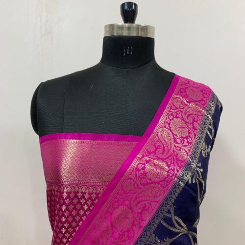 Jaal Pattern Semi Dupian Silk Saree in Navy Blue Shade