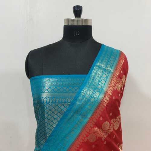 Jaal Pattern Semi Dupian Silk Saree in Red Shade
