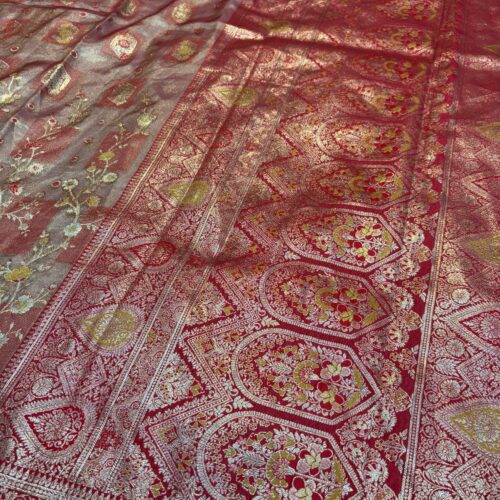 Red Shade Jaal Pattern Tissue Silk Saree - Image 4