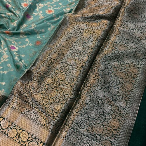 Rama Shade Exclusive Art Silk Saree - Image 4