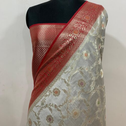 Grey Shade Jaal Design Pure Chiniya Silk Saree - Image 4